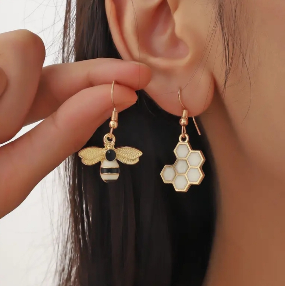 Bee Dangle Earrings